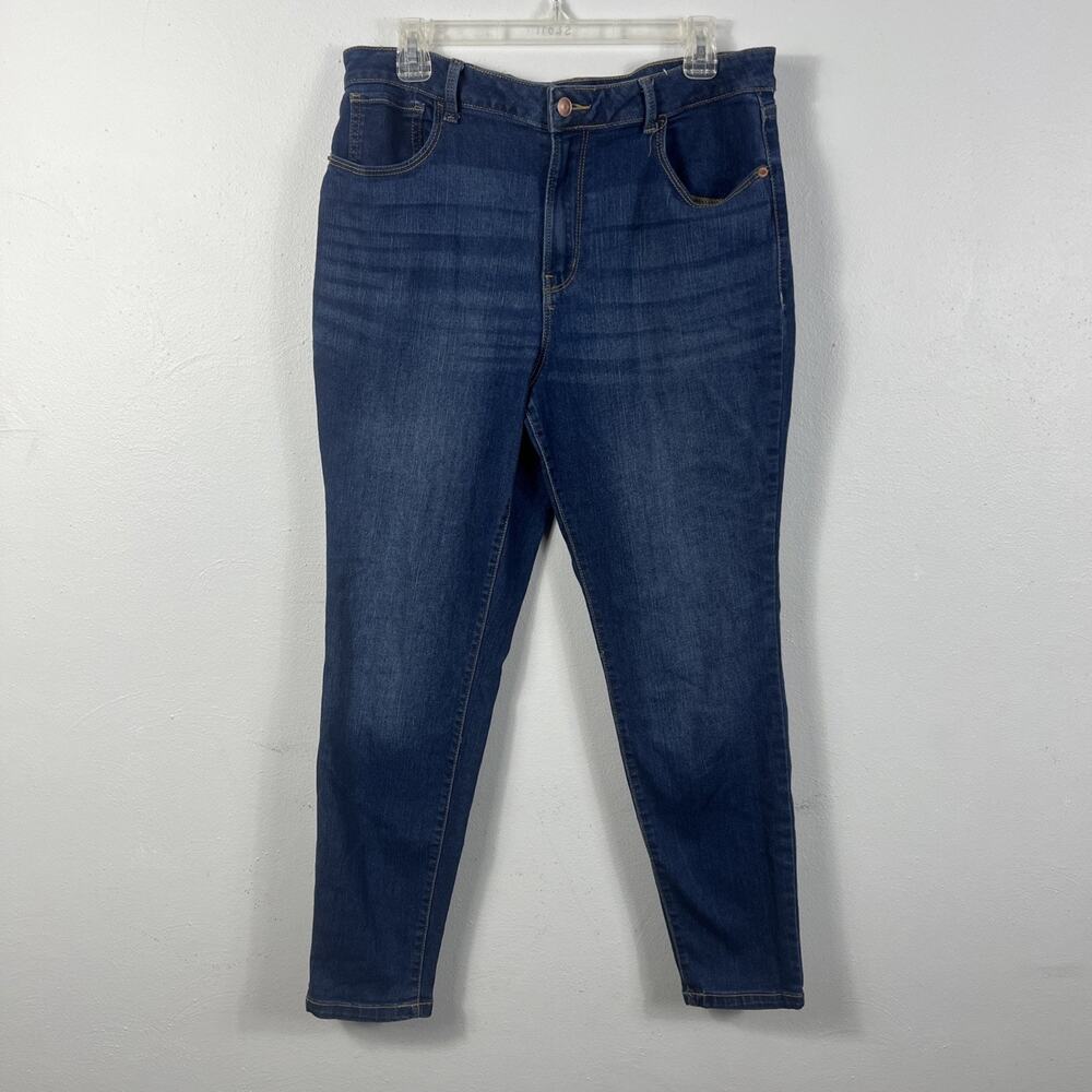 No boundaries women’s blue jeans size 15